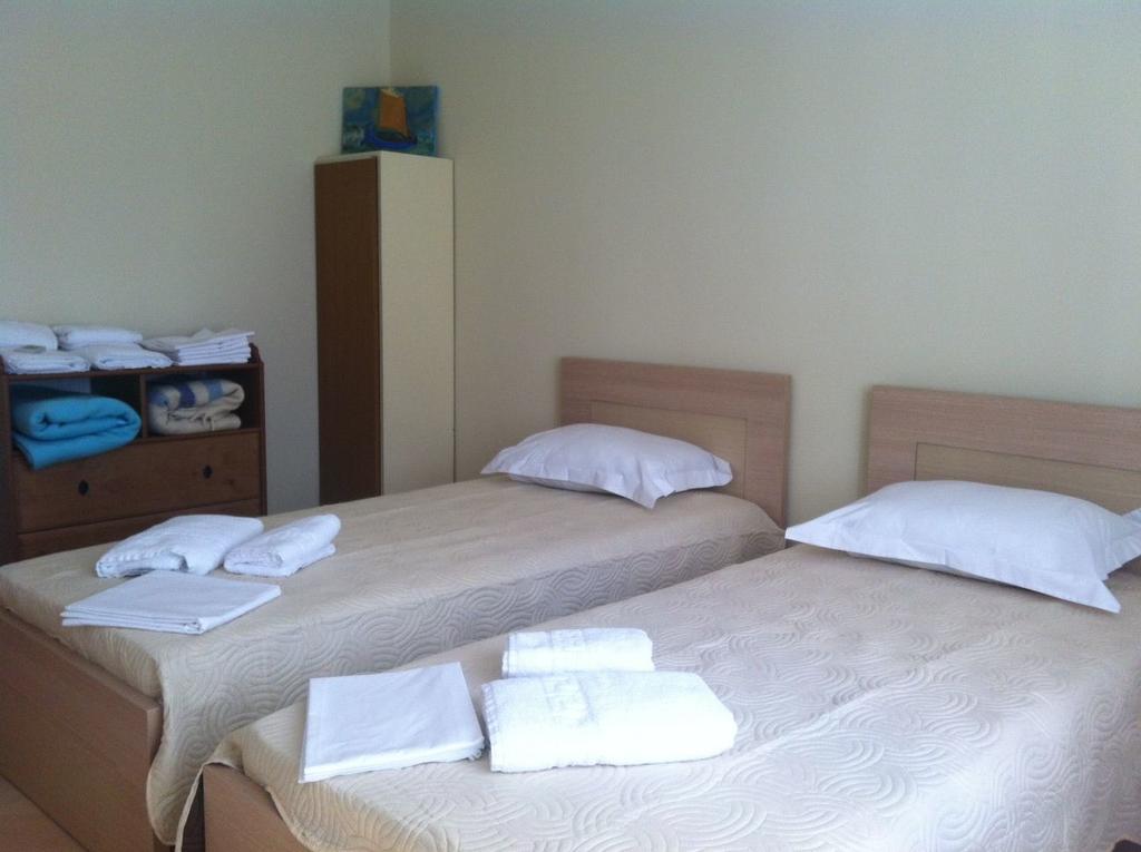 Athenian Spiti Villa Artemida  Rum bild